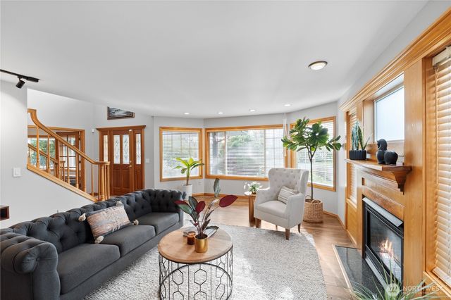 7613 176th Avenue E, Bonney Lake, WA 98391