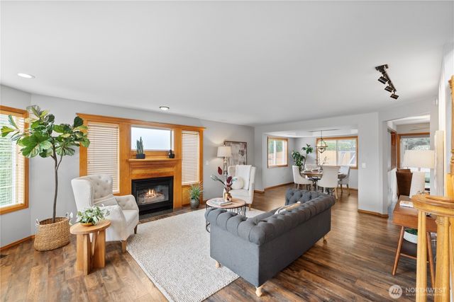 7613 176th Avenue E, Bonney Lake, WA 98391