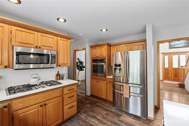 7613 176th Avenue E, Bonney Lake, WA 98391