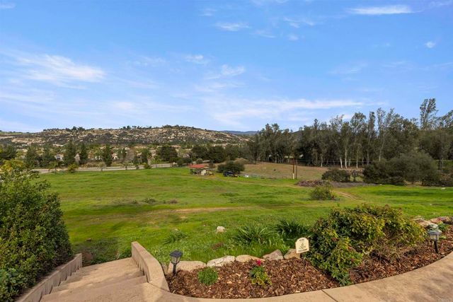 14215 WOODS VALLEY RD, Valley Center, CA 92082