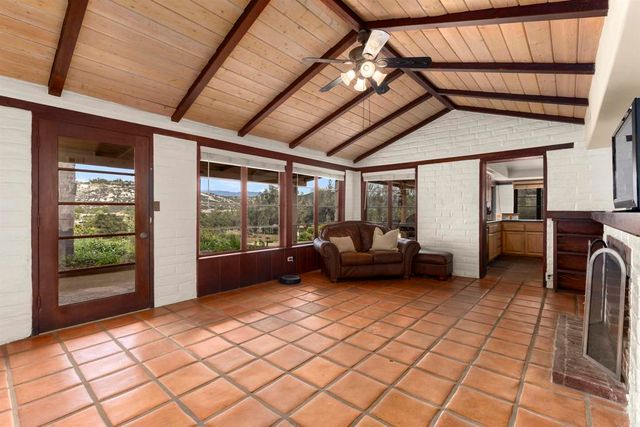 14215 WOODS VALLEY RD, Valley Center, CA 92082