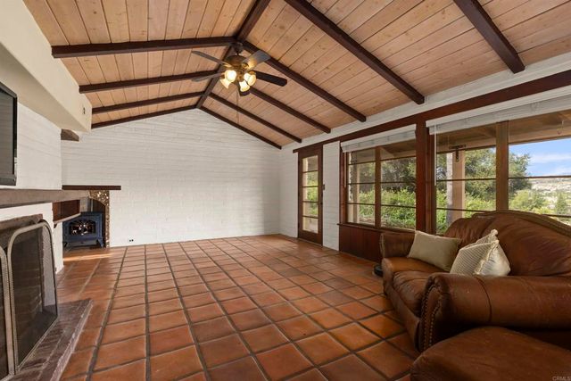 14215 WOODS VALLEY RD, Valley Center, CA 92082