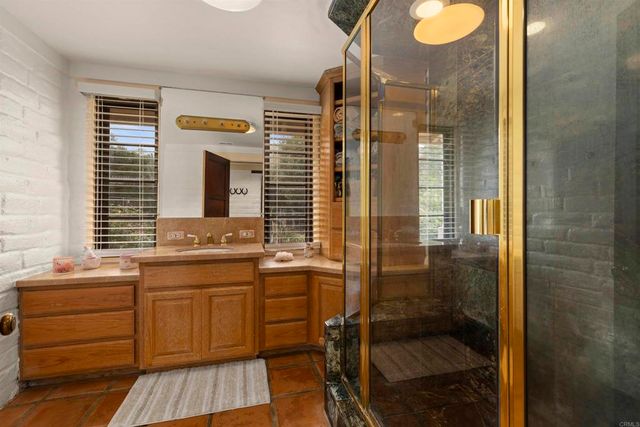 14215 WOODS VALLEY RD, Valley Center, CA 92082