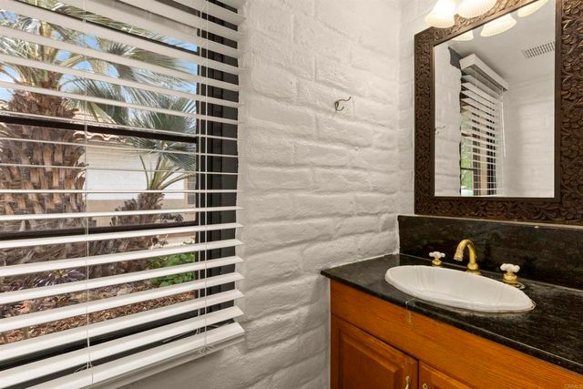 14215 WOODS VALLEY RD, Valley Center, CA 92082