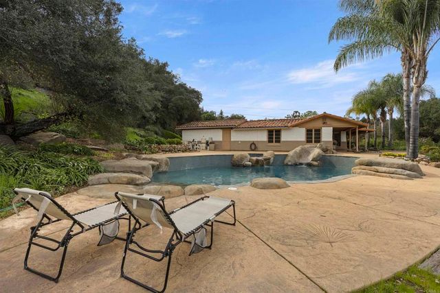 14215 WOODS VALLEY RD, Valley Center, CA 92082