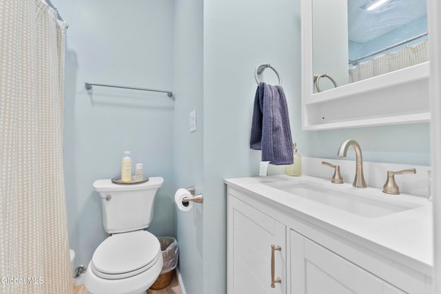 8 Higgins Road, Lake George, NY 12845