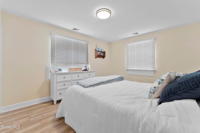 8 Higgins Road, Lake George, NY 12845