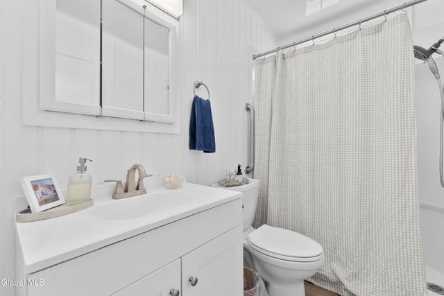 8 Higgins Road, Lake George, NY 12845