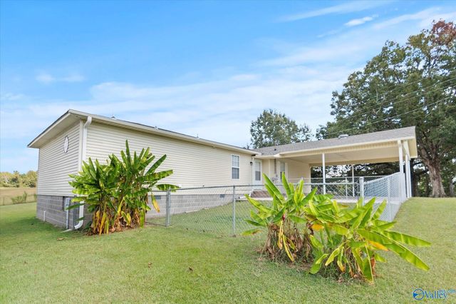 11 Powell Church Road, Falkville, AL 35622