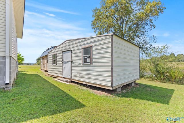 11 Powell Church Road, Falkville, AL 35622