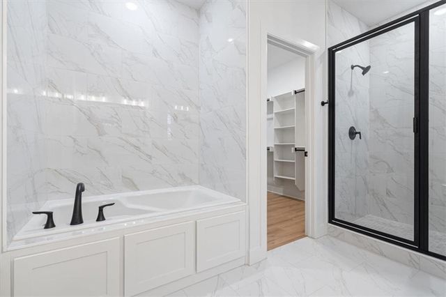 6903 SW Orange Avenue, Bentonville, AR 72713