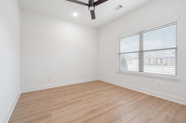 6903 SW Orange Avenue, Bentonville, AR 72713