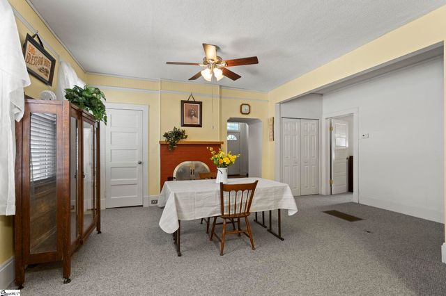 106 Webster Street, Slater, SC 29683