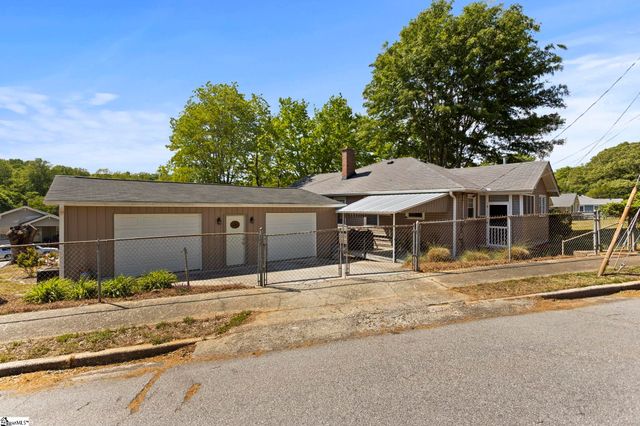 106 Webster Street, Slater, SC 29683