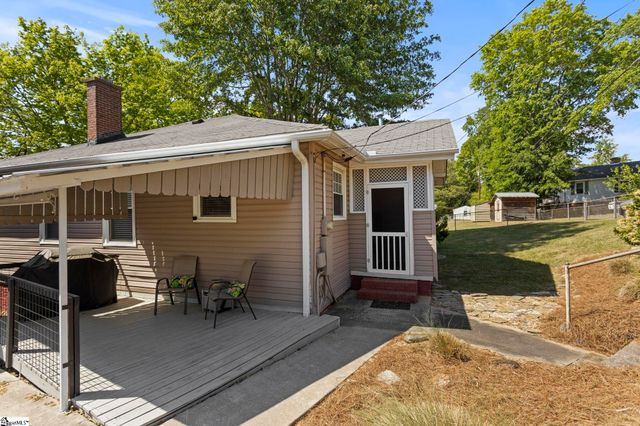 106 Webster Street, Slater, SC 29683
