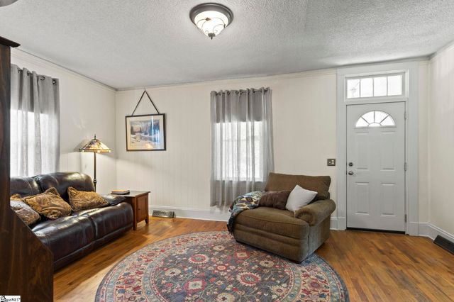 106 Webster Street, Slater, SC 29683