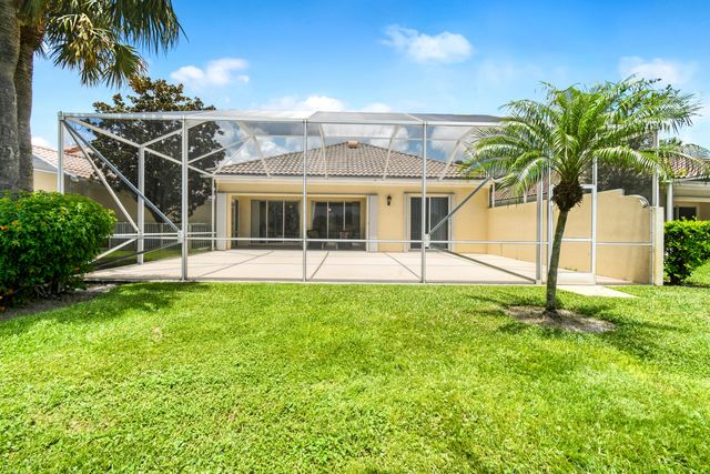 1351 St Lawrence Drive, Palm Beach Gardens, FL 33410