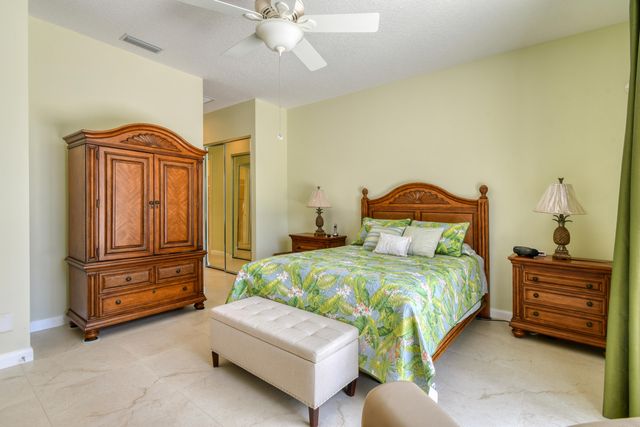 1351 St Lawrence Drive, Palm Beach Gardens, FL 33410