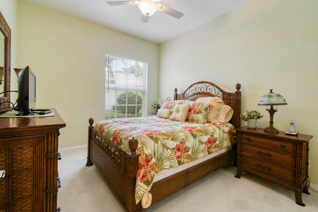 1351 St Lawrence Drive, Palm Beach Gardens, FL 33410