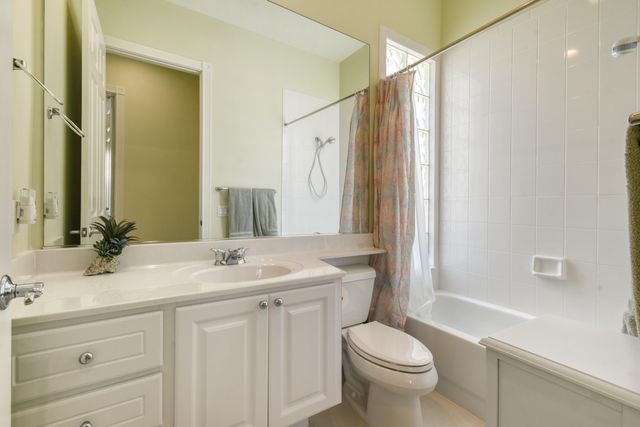 1351 St Lawrence Drive, Palm Beach Gardens, FL 33410