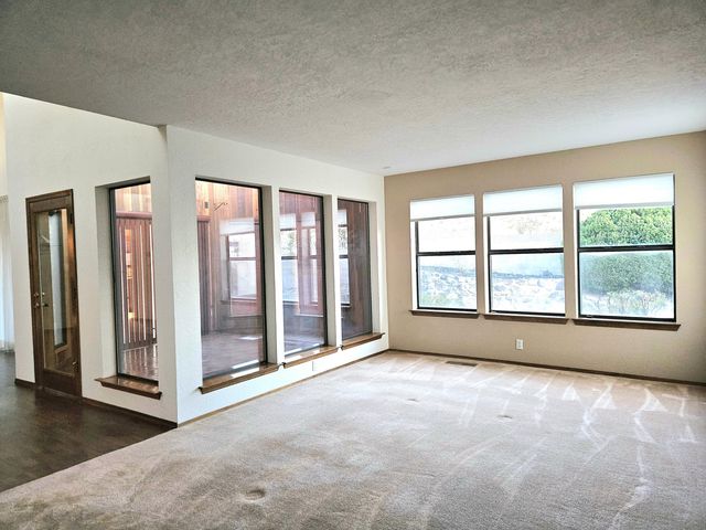 13216 Circulo Largo NE, Albuquerque, NM 87112