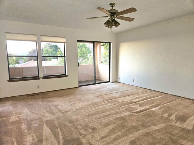 13216 Circulo Largo NE, Albuquerque, NM 87112