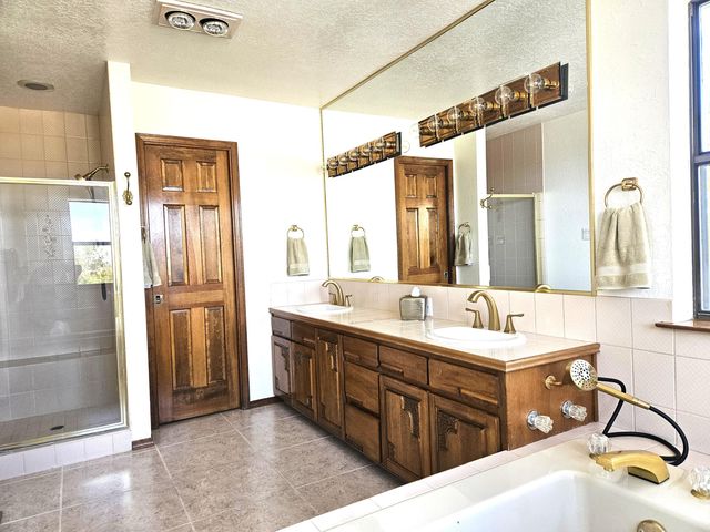 13216 Circulo Largo NE, Albuquerque, NM 87112