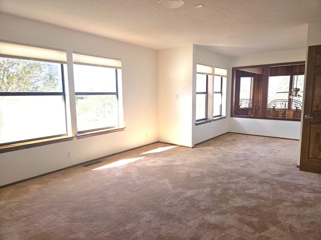 13216 Circulo Largo NE, Albuquerque, NM 87112