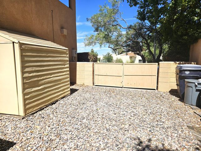 13216 Circulo Largo NE, Albuquerque, NM 87112