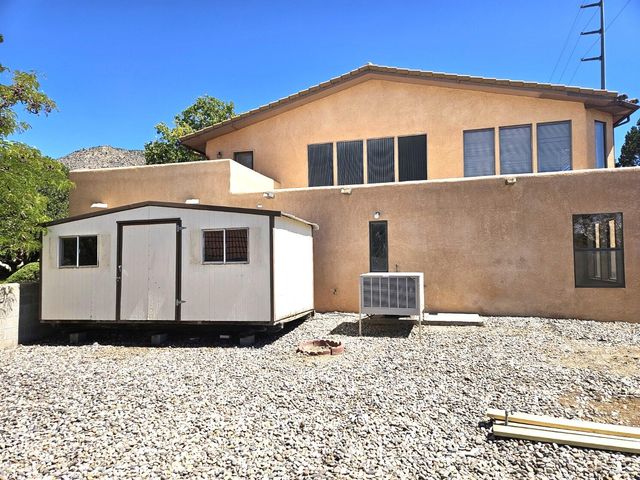 13216 Circulo Largo NE, Albuquerque, NM 87112