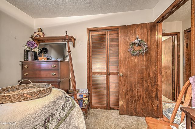 725 Gray Sta-Sul Springs Road, Jonesborough, TN 37659