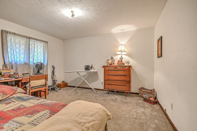 725 Gray Sta-Sul Springs Road, Jonesborough, TN 37659