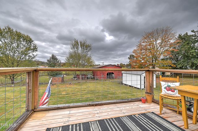 725 Gray Sta-Sul Springs Road, Jonesborough, TN 37659