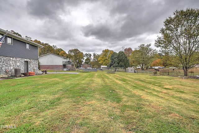 725 Gray Sta-Sul Springs Road, Jonesborough, TN 37659