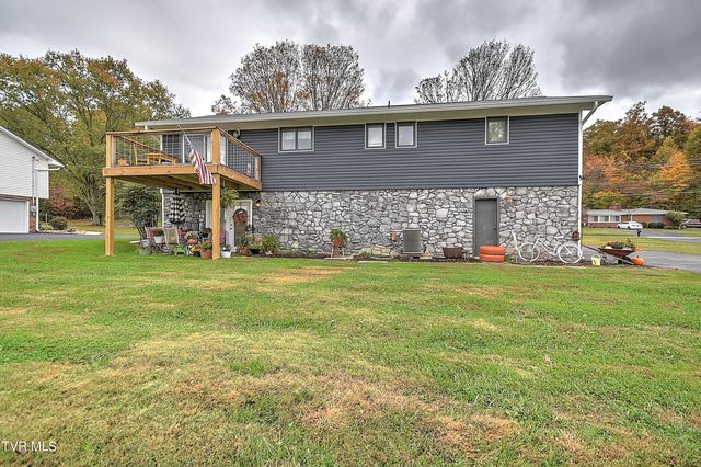 725 Gray Sta-Sul Springs Road, Jonesborough, TN 37659