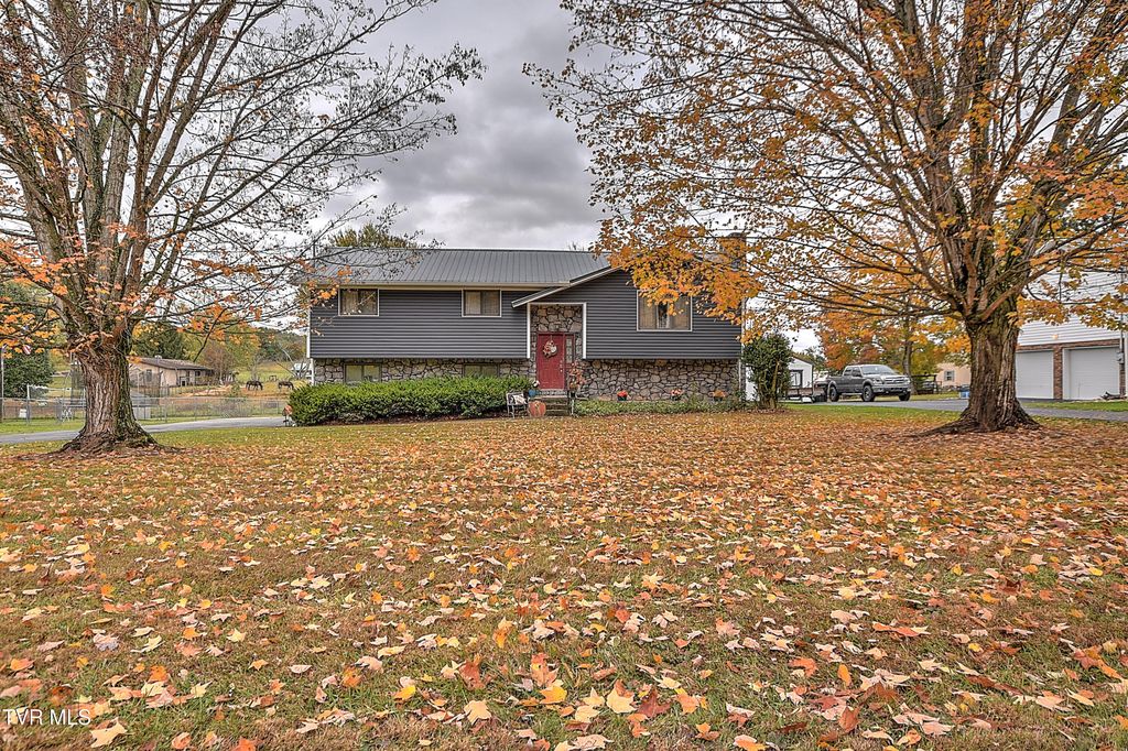 725 Gray Sta-Sul Springs Road, Jonesborough, TN 37659