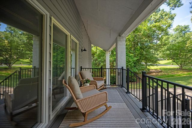 7611 Robin Crest Road, Charlotte, NC 28226