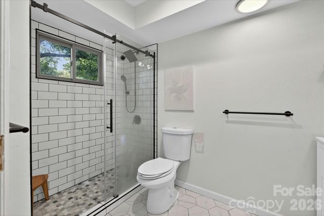 7611 Robin Crest Road, Charlotte, NC 28226