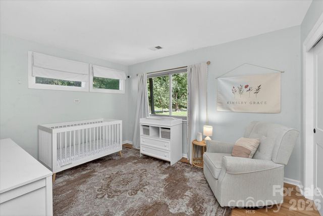7611 Robin Crest Road, Charlotte, NC 28226