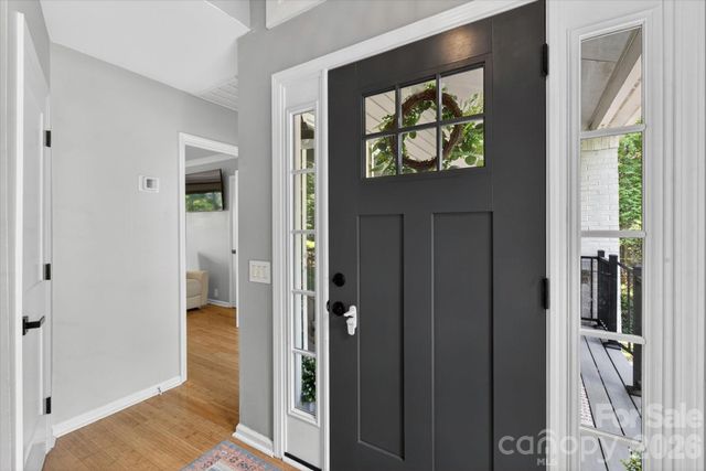 7611 Robin Crest Road, Charlotte, NC 28226