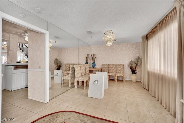 5290 Obannon Drive, Las Vegas, NV 89146