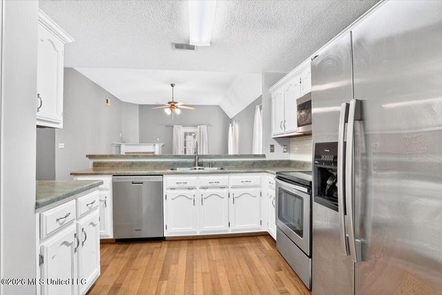4669 Graham Lake Drive, Olive Branch, MS 38654