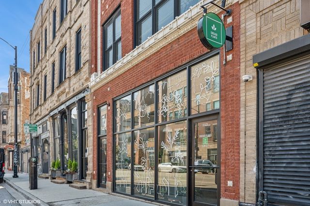 2321 W NORTH Avenue, Chicago, IL 60647