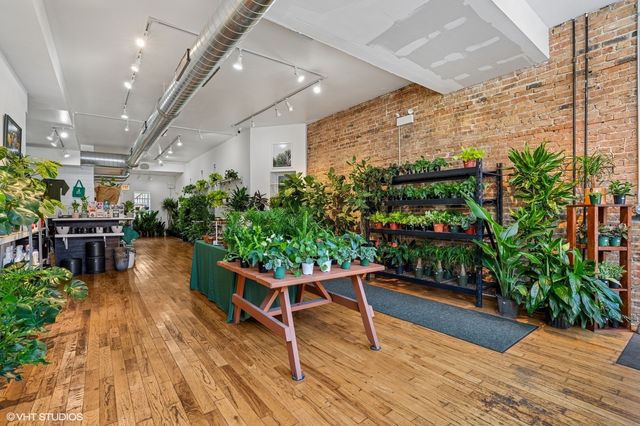 2321 W NORTH Avenue, Chicago, IL 60647