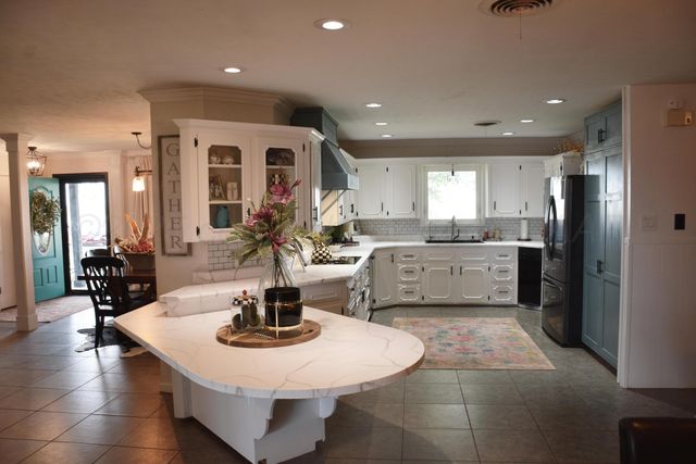 1707 W Bedford Street, Dimmitt, TX 79027