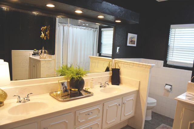 1707 W Bedford Street, Dimmitt, TX 79027