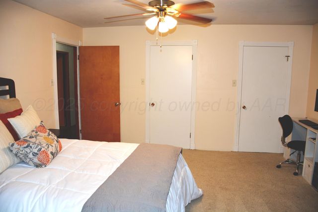 1707 W Bedford Street, Dimmitt, TX 79027