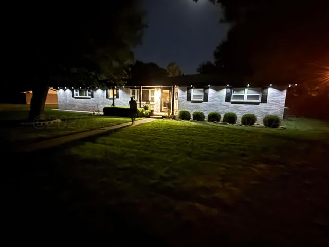 1707 W Bedford Street, Dimmitt, TX 79027