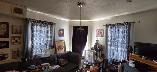 861 Baldwin Street, Waterbury, CT 06706