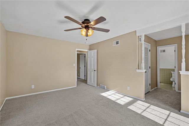 5717 METCALF Court, Overland Park, KS 66202